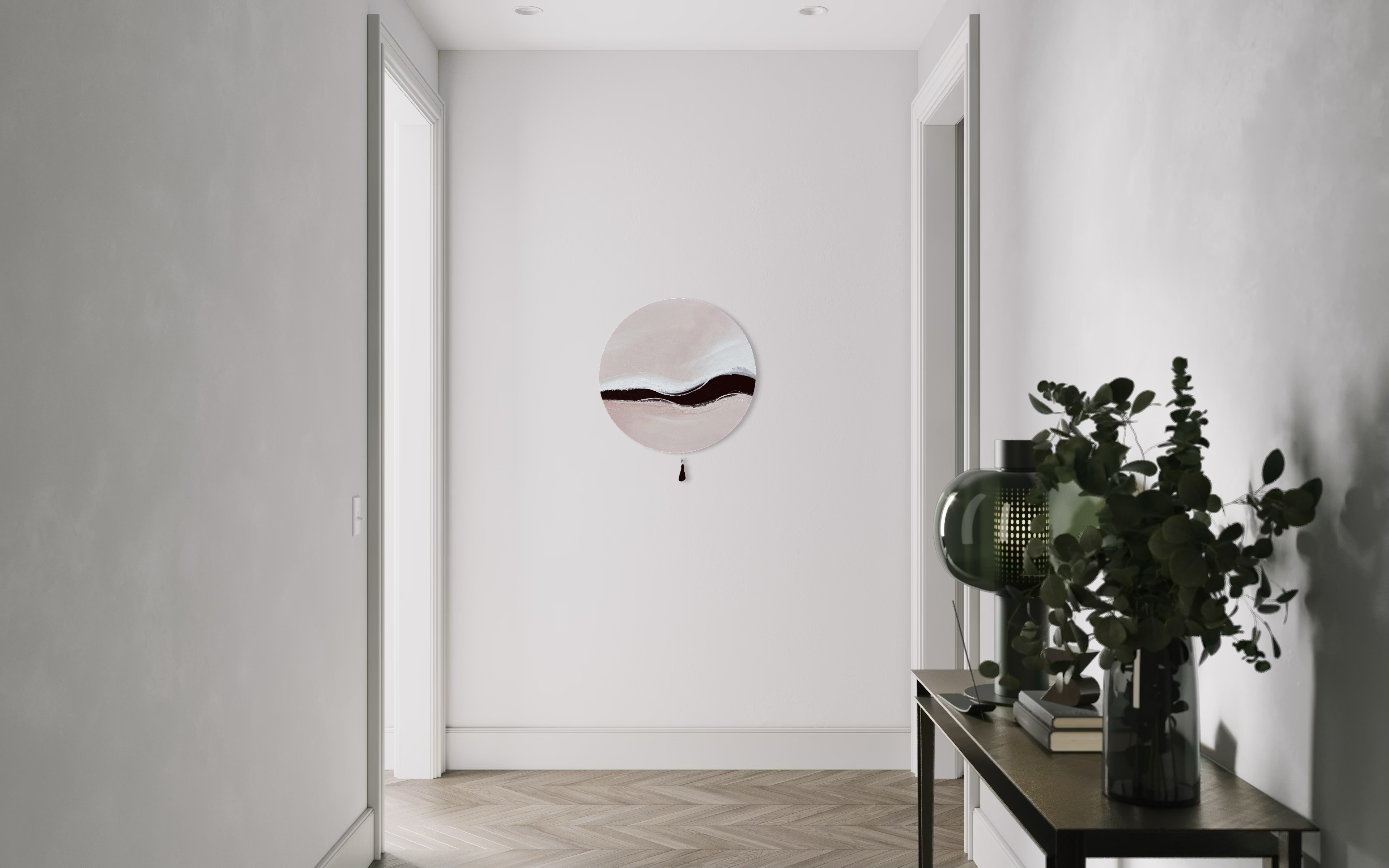 Kunstwerk warm wave Nadine Elsner modern Wabi Sabi Art. Das Werk hängt am Ende eines hellen Flures.