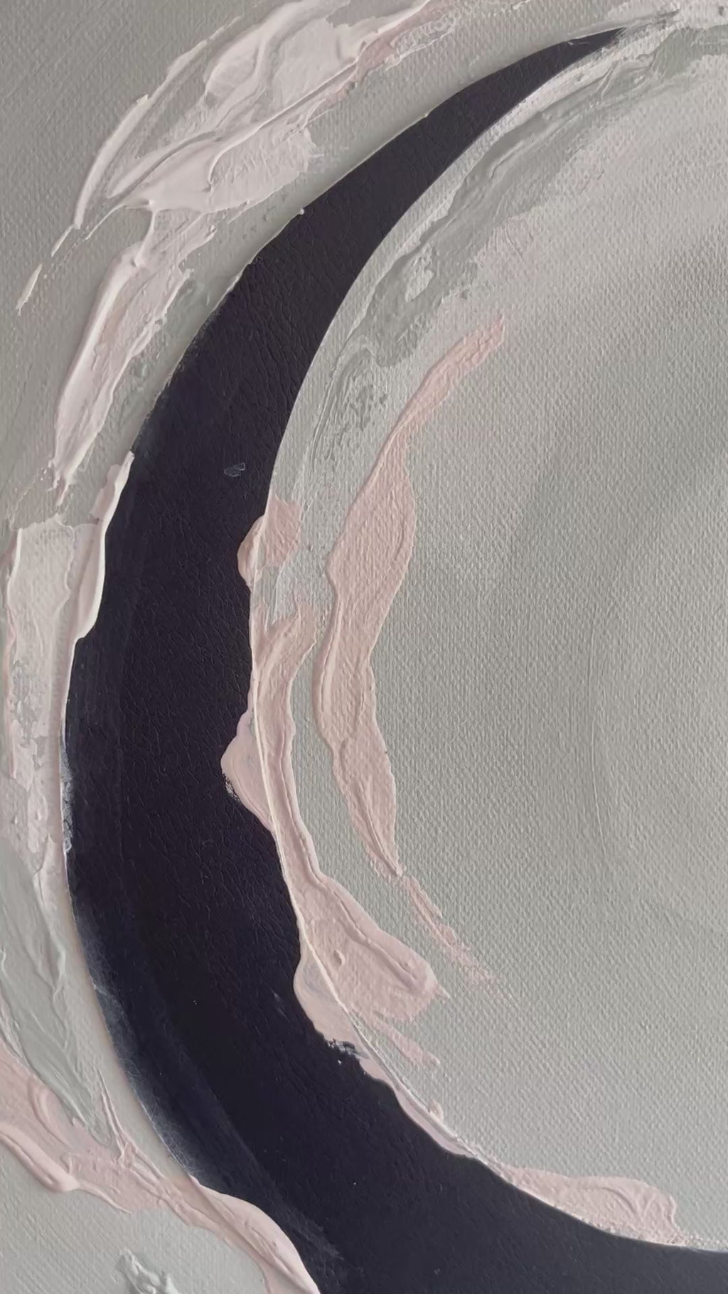 Video Kunstwerk natural circle Nadine Elsner modern Wabi Sabi Art. Nahaufnahme Berührung des weichen Kunstleders.